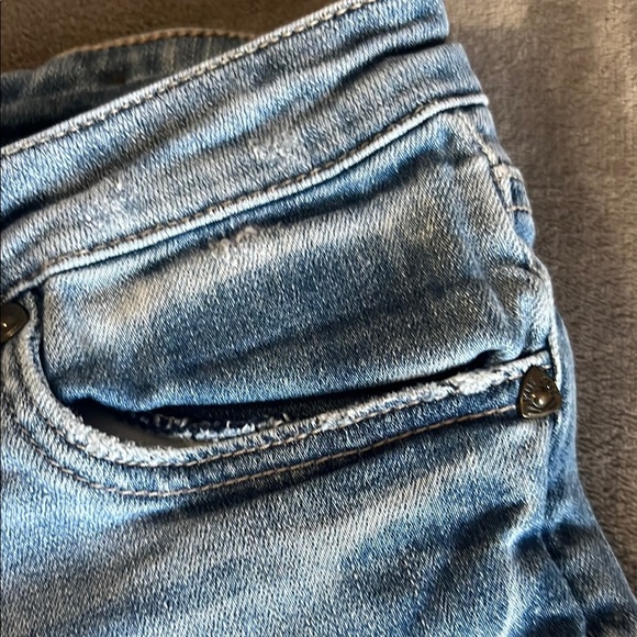 Kut from the Kloth Blue Straight Leg Jeans with Distressed Details - Picture 13 of 16